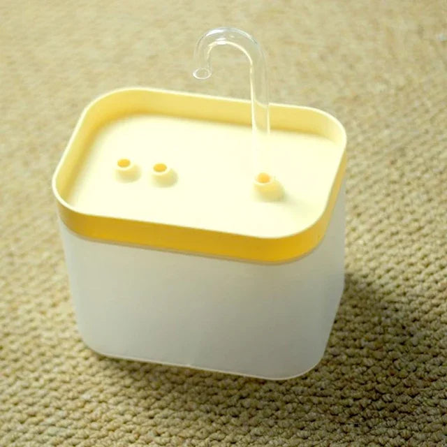fuente para gatos de 1,5 L